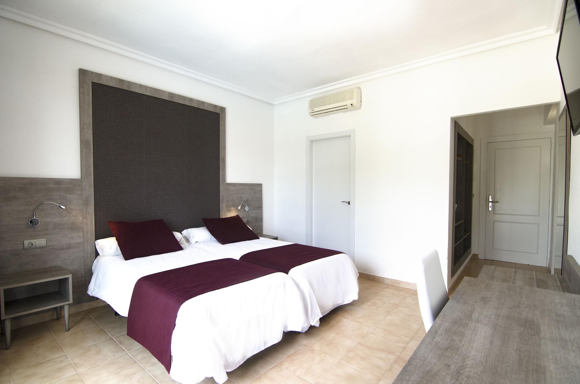 Hotel Vibra Marco Polo I - Adults Only San Antonio  Eksteriør billede